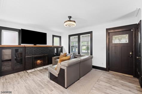 4 James Court West Orange NJ 07052