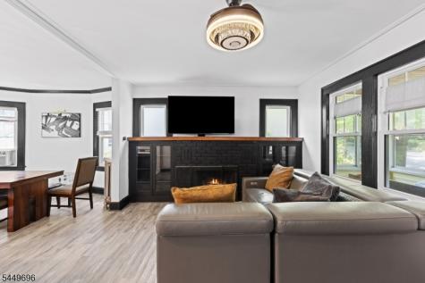 4 James Court West Orange NJ 07052