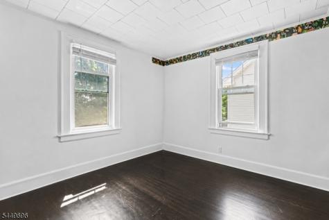 4 James Court West Orange NJ 07052