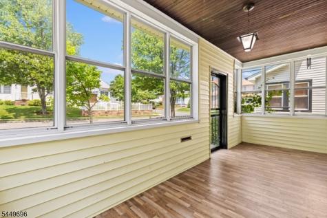 4 James Court West Orange NJ 07052