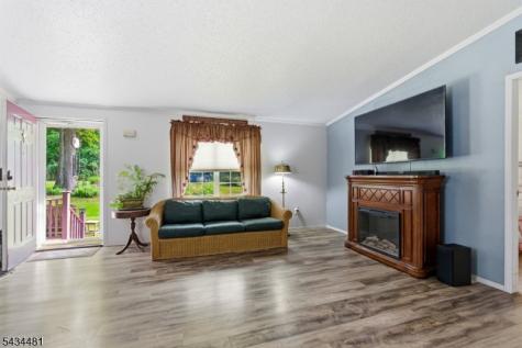 11 Fox Run Montague NJ 07827