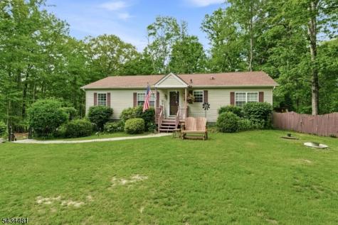 11 Fox Run Montague NJ 07827