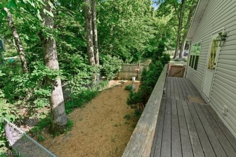 11 Fox Run Montague NJ 07827