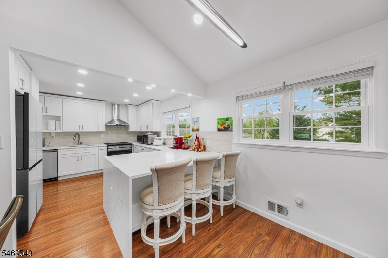313 Suttons Lane Edison NJ 08817