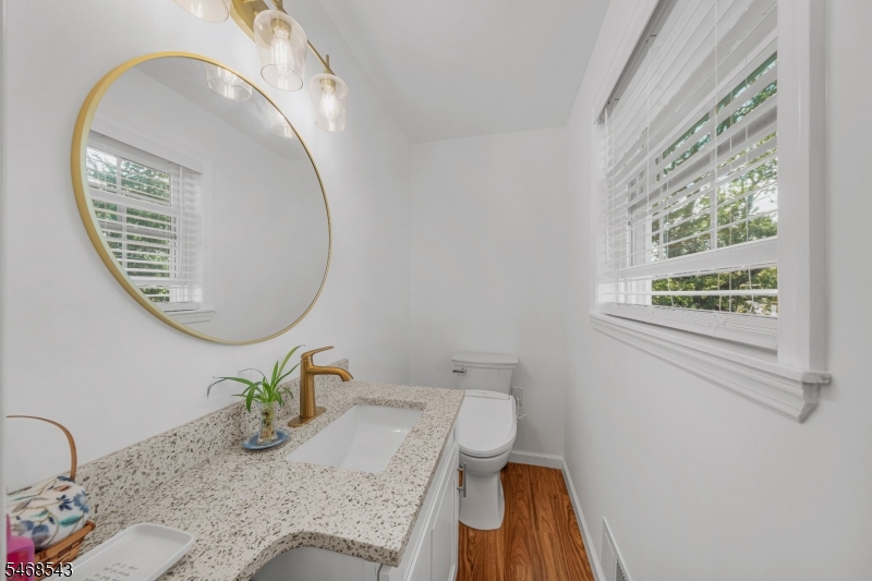 313 Suttons Lane Edison NJ 08817