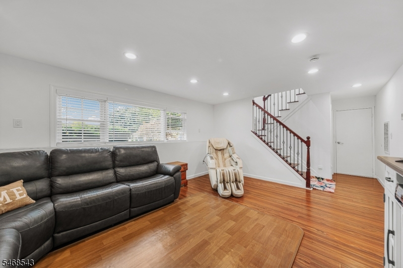 313 Suttons Lane Edison NJ 08817