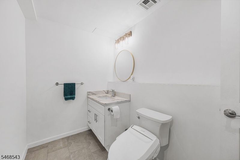 313 Suttons Lane Edison NJ 08817