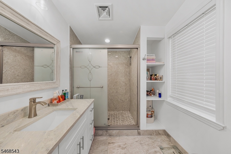 313 Suttons Lane Edison NJ 08817