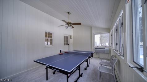 40 Rustic Trail Raritan NJ 08822