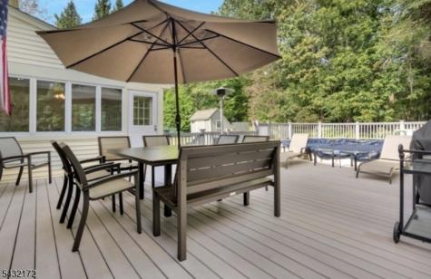 40 Rustic Trail Raritan NJ 08822