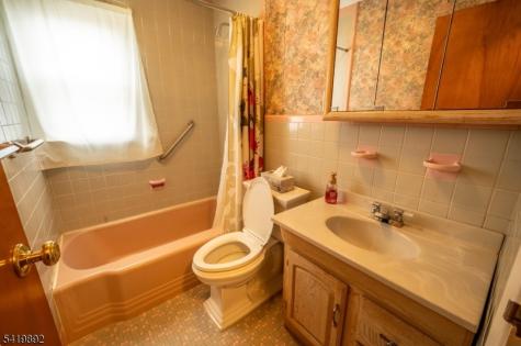 119 Reynolds Avenue Parsippany-troy Hills NJ 07054