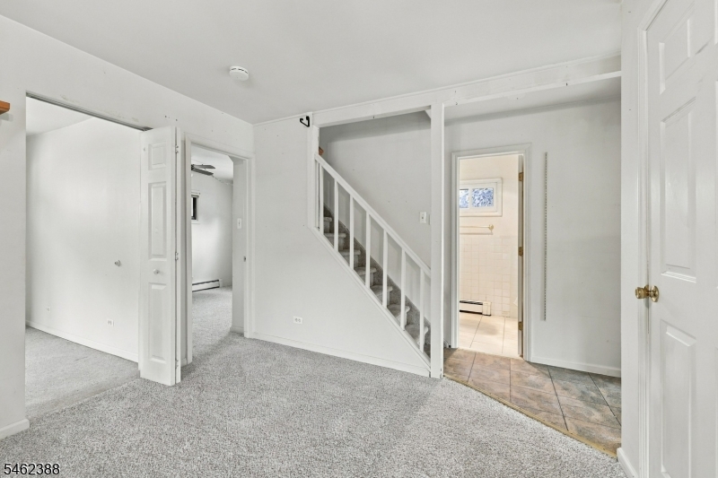 33 Schwarz Boulevard Jefferson NJ 07849
