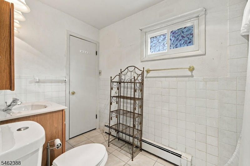33 Schwarz Boulevard Jefferson NJ 07849