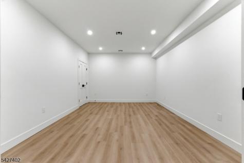 43 Orchard Road Florham Park NJ 07932