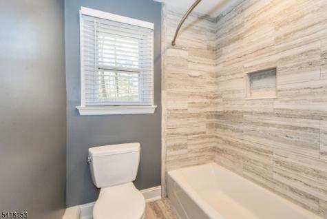 232 Hidden Glen Court Franklin Lakes NJ 07417