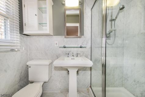 232 Hidden Glen Court Franklin Lakes NJ 07417