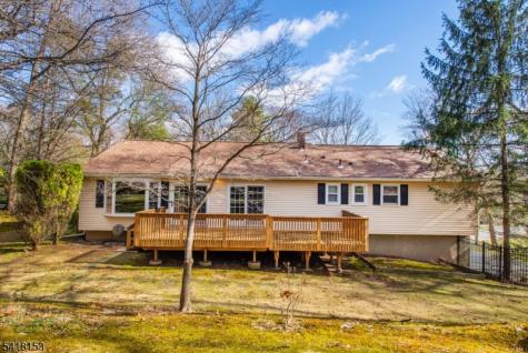 232 Hidden Glen Court Franklin Lakes NJ 07417