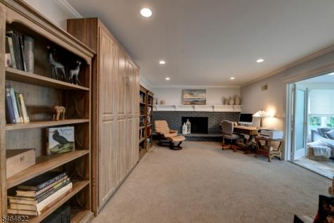 31 W End Avenue Pequannock NJ 07444