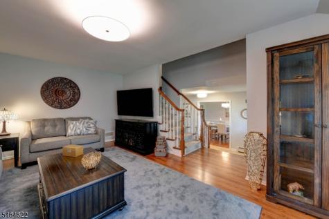 31 W End Avenue Pequannock NJ 07444