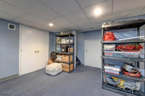 31 W End Avenue Pequannock NJ 07444