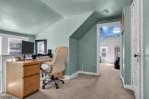 87 Keer Avenue Newark NJ 07112