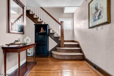 87 Keer Avenue Newark NJ 07112