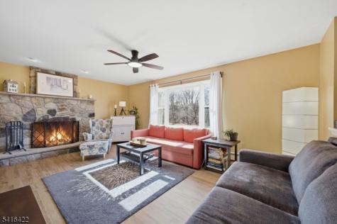 7 Summer Lane Knowlton NJ 07832