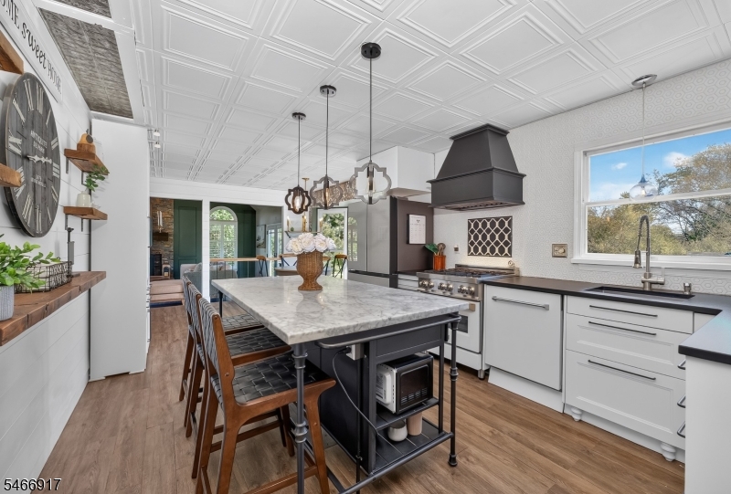 3 Emmons Road Readington NJ 08822