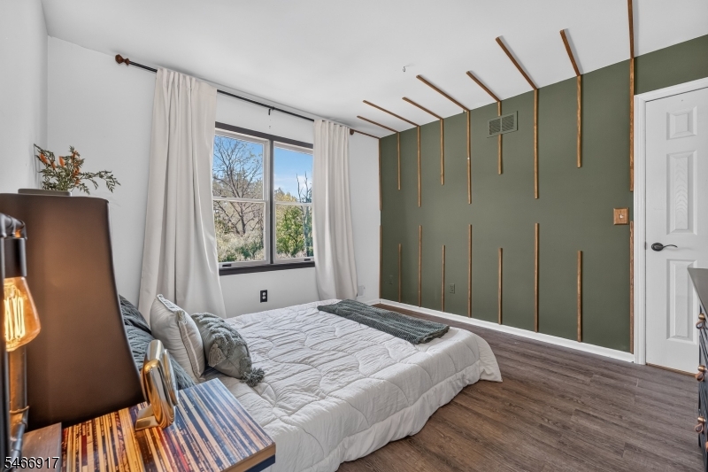 3 Emmons Road Readington NJ 08822