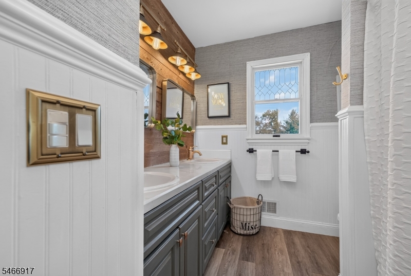 3 Emmons Road Readington NJ 08822