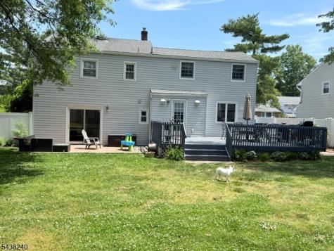 11 Coral Court Woodbridge NJ 07067