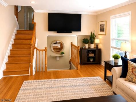 11 Coral Court Woodbridge NJ 07067