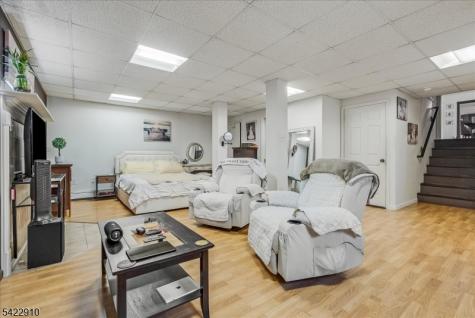 9 River View Drive Hardwick NJ 07825