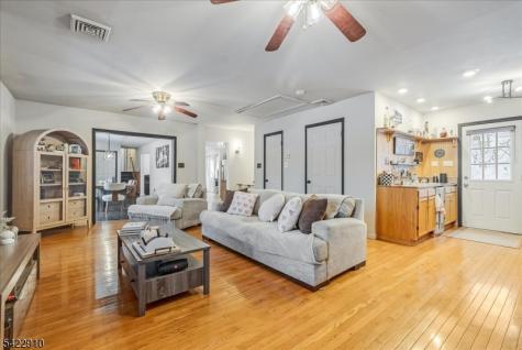 9 River View Drive Hardwick NJ 07825