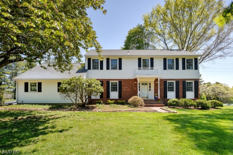 445 Brookview Court Branchburg NJ 08876