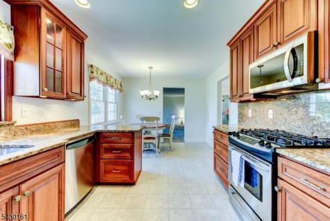 445 Brookview Court Branchburg NJ 08876