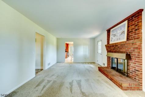 445 Brookview Court Branchburg NJ 08876