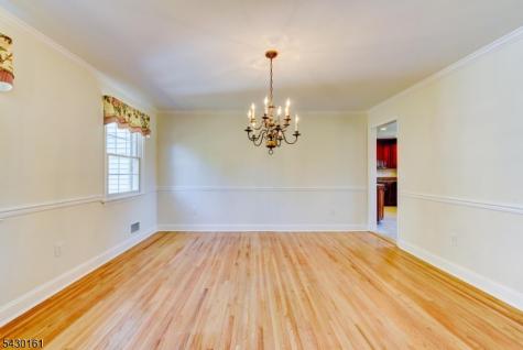 445 Brookview Court Branchburg NJ 08876