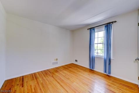 445 Brookview Court Branchburg NJ 08876