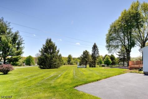 445 Brookview Court Branchburg NJ 08876