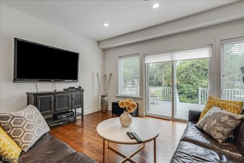 19 Erskine Drive Morristown NJ 07960