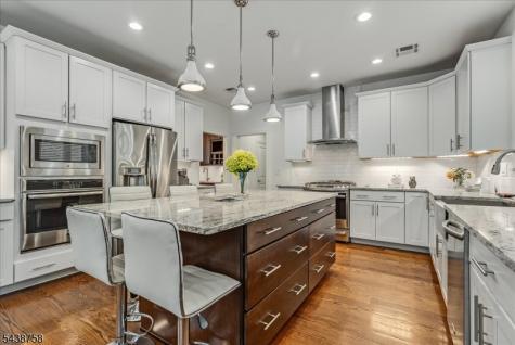 19 Erskine Drive Morristown NJ 07960