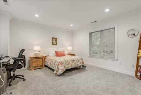 19 Erskine Drive Morristown NJ 07960