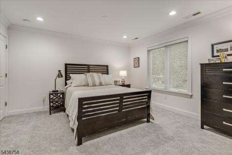 19 Erskine Drive Morristown NJ 07960