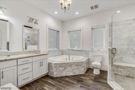 19 Erskine Drive Morristown NJ 07960