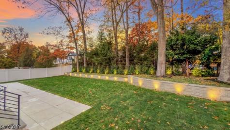 801 Godwin Road Paramus NJ 07652