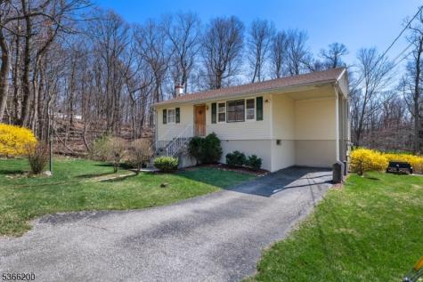 6 Jay Road Vernon NJ 07422