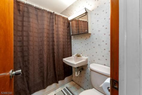 6 Jay Road Vernon NJ 07422