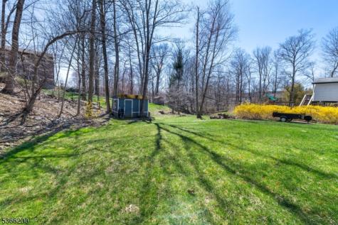 6 Jay Road Vernon NJ 07422