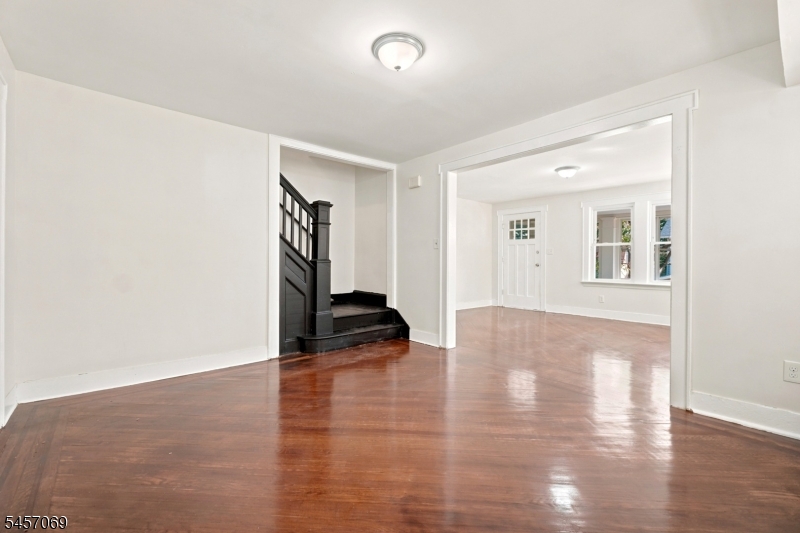 299 Smith Street Newark NJ 07106